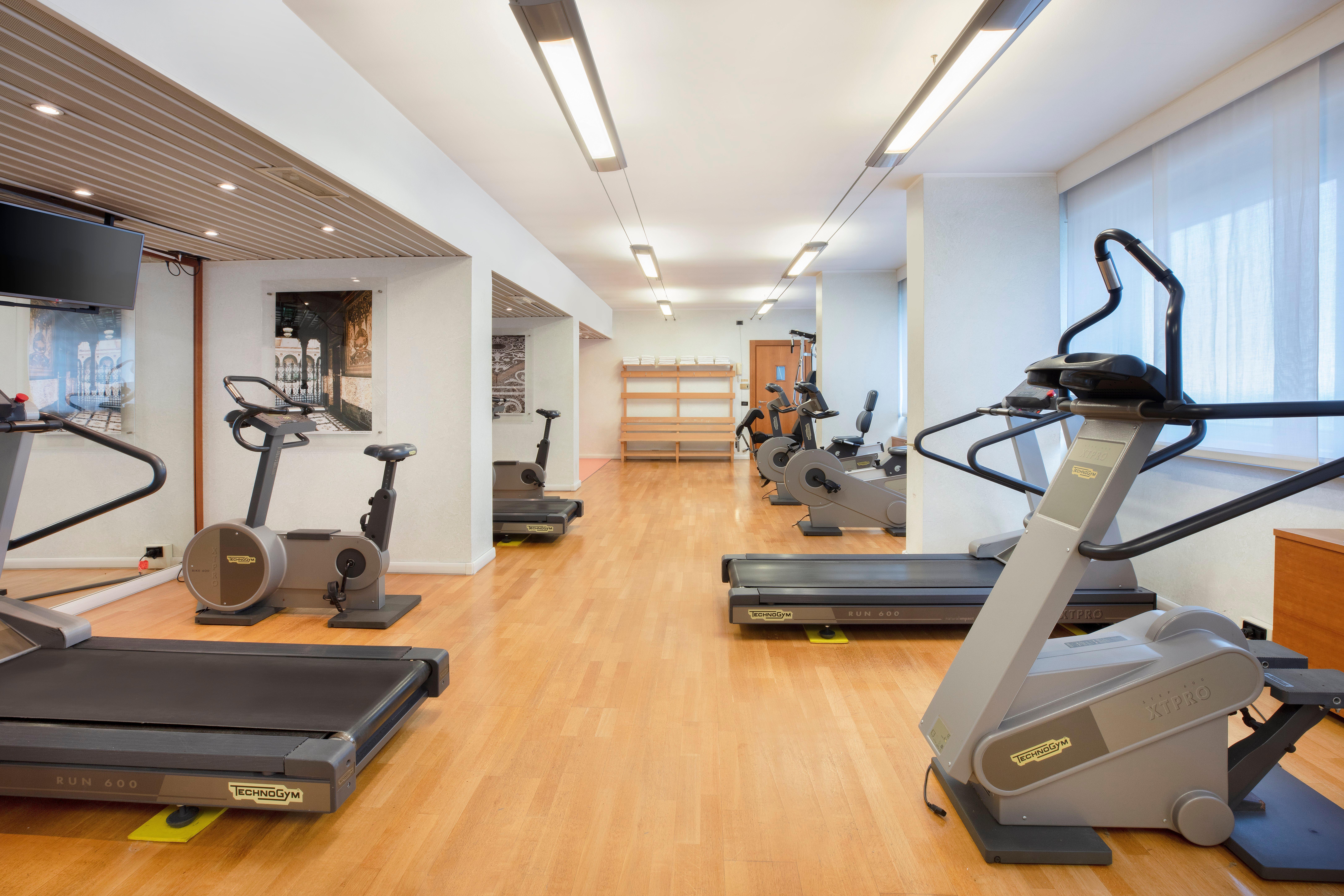 Crowne Plaza Milan Linate By Ihg Otel San Donato Milanese Dış mekan fotoğraf