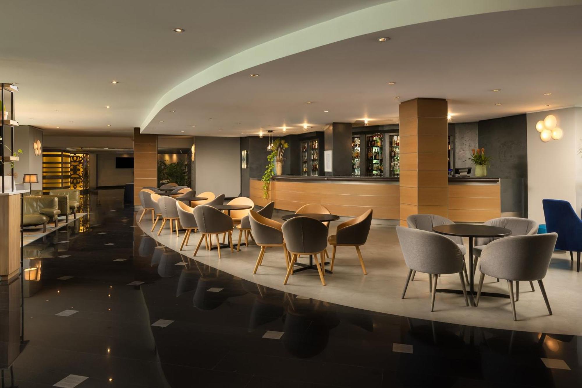 Crowne Plaza Milan Linate By Ihg Otel San Donato Milanese Dış mekan fotoğraf